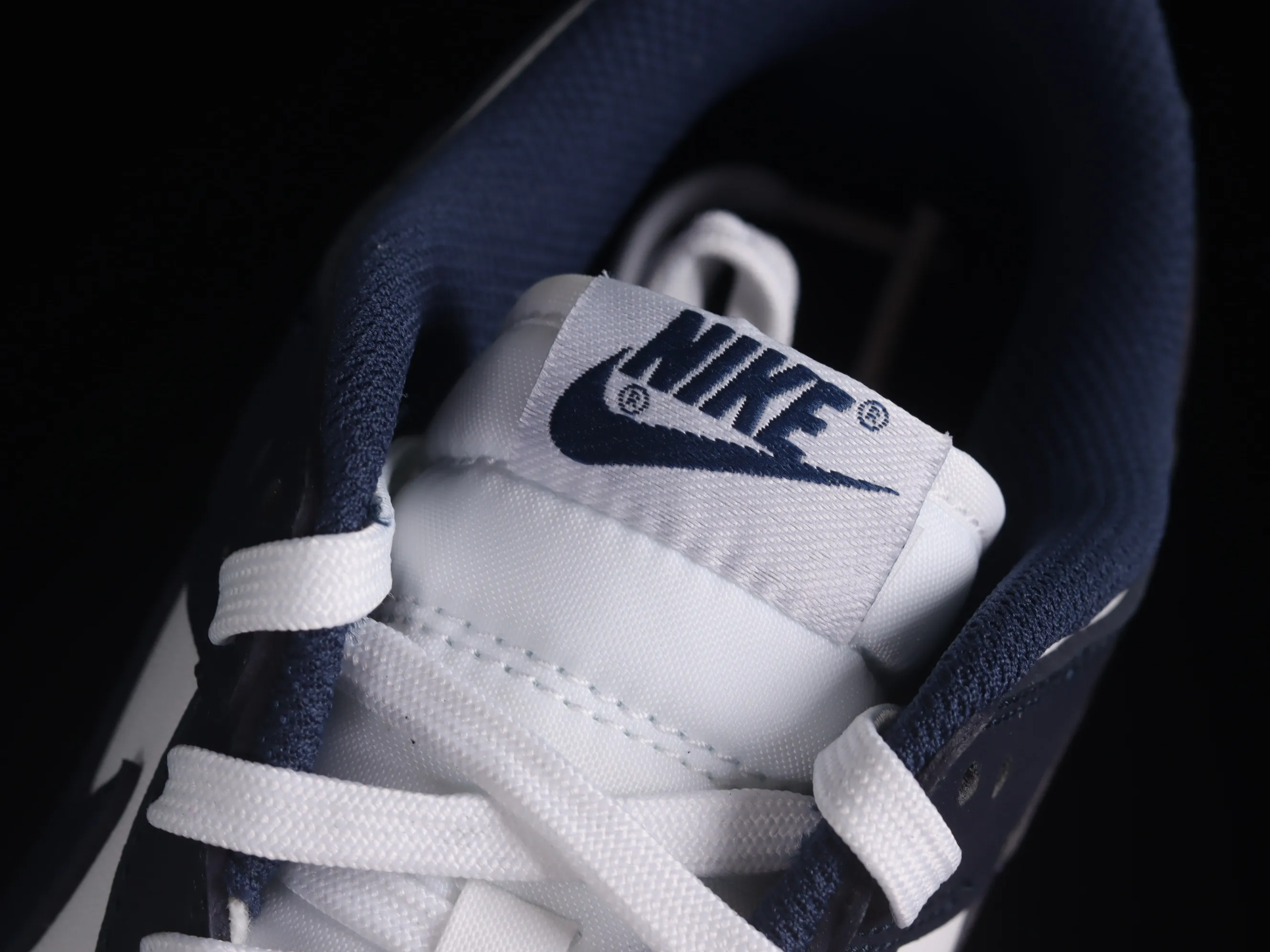 All categories Nk SB Dunk series Nk SB Dunk Low low-top sneakers M version pure original Nk SB Dunk Low "Navy Blue" navy blue color SB smashed backboard fashion casual sneakers DD1503-115